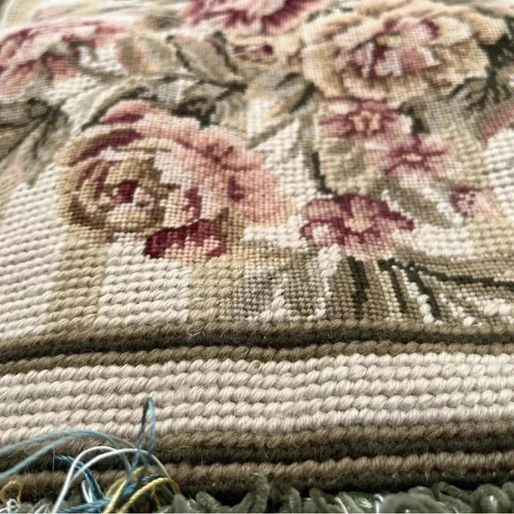 NWT Vintage Floral Handwork Needlepoint Pillow Cover Velvet Cotton Wool Roses - Picture 2 of 5